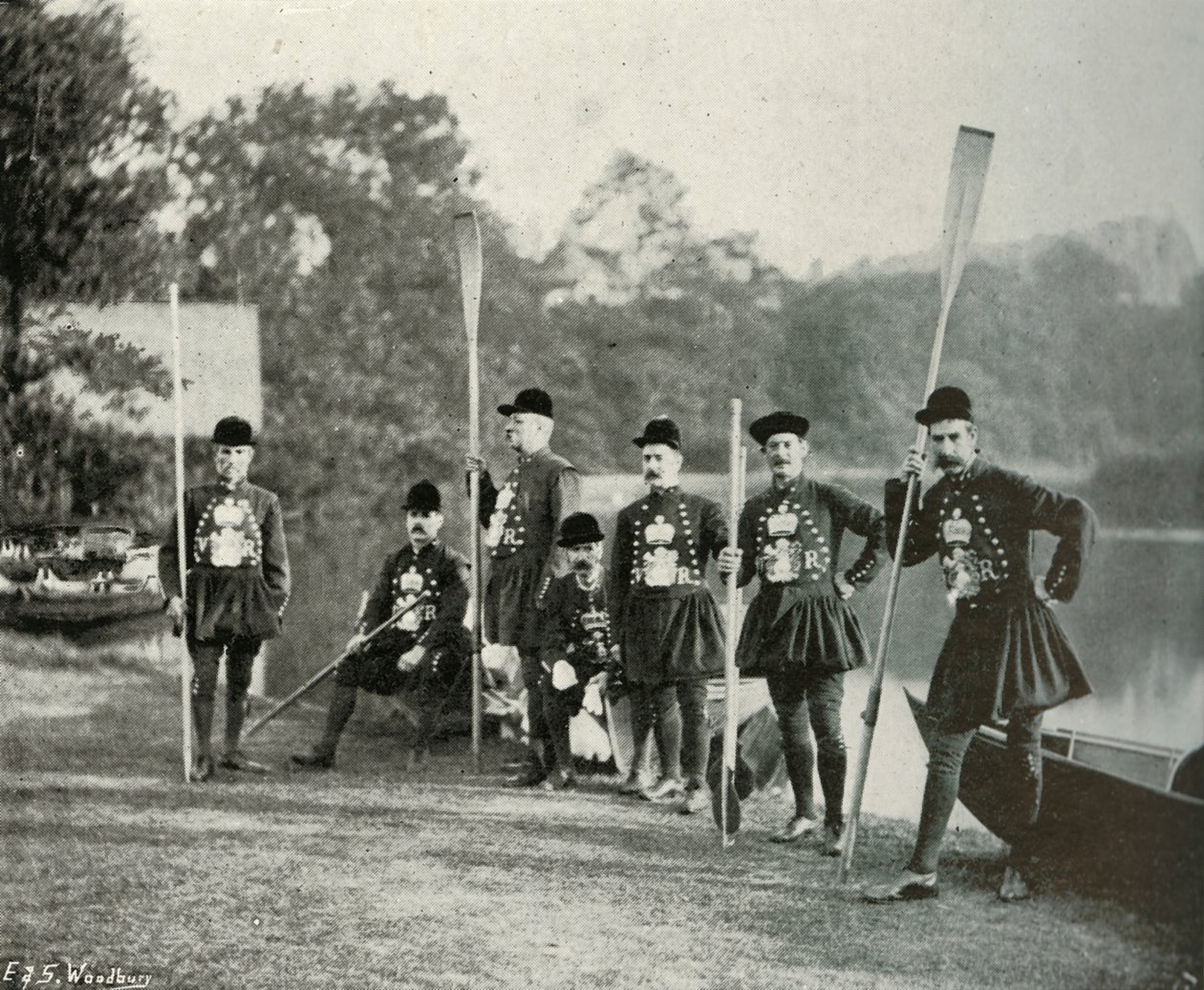 Vodníci Jejího Veličenstva, c1897 od E. and S. Woodbury