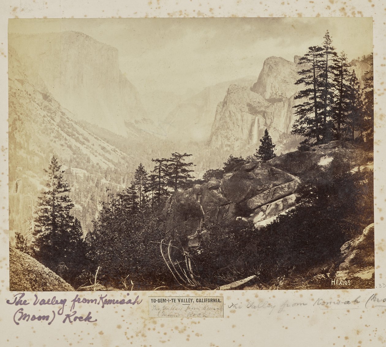Yo-Sem-i-te Valley, Kalifornie. Údolí od skály Komah (Měsíc) od Eadweard J. Muybridge