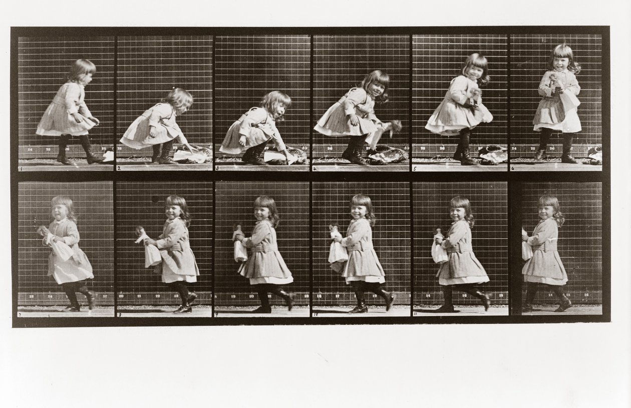 Dítě hrající si s panenkou, Plate 481 od Animal Locomotion, 1887 od Eadweard Muybridge