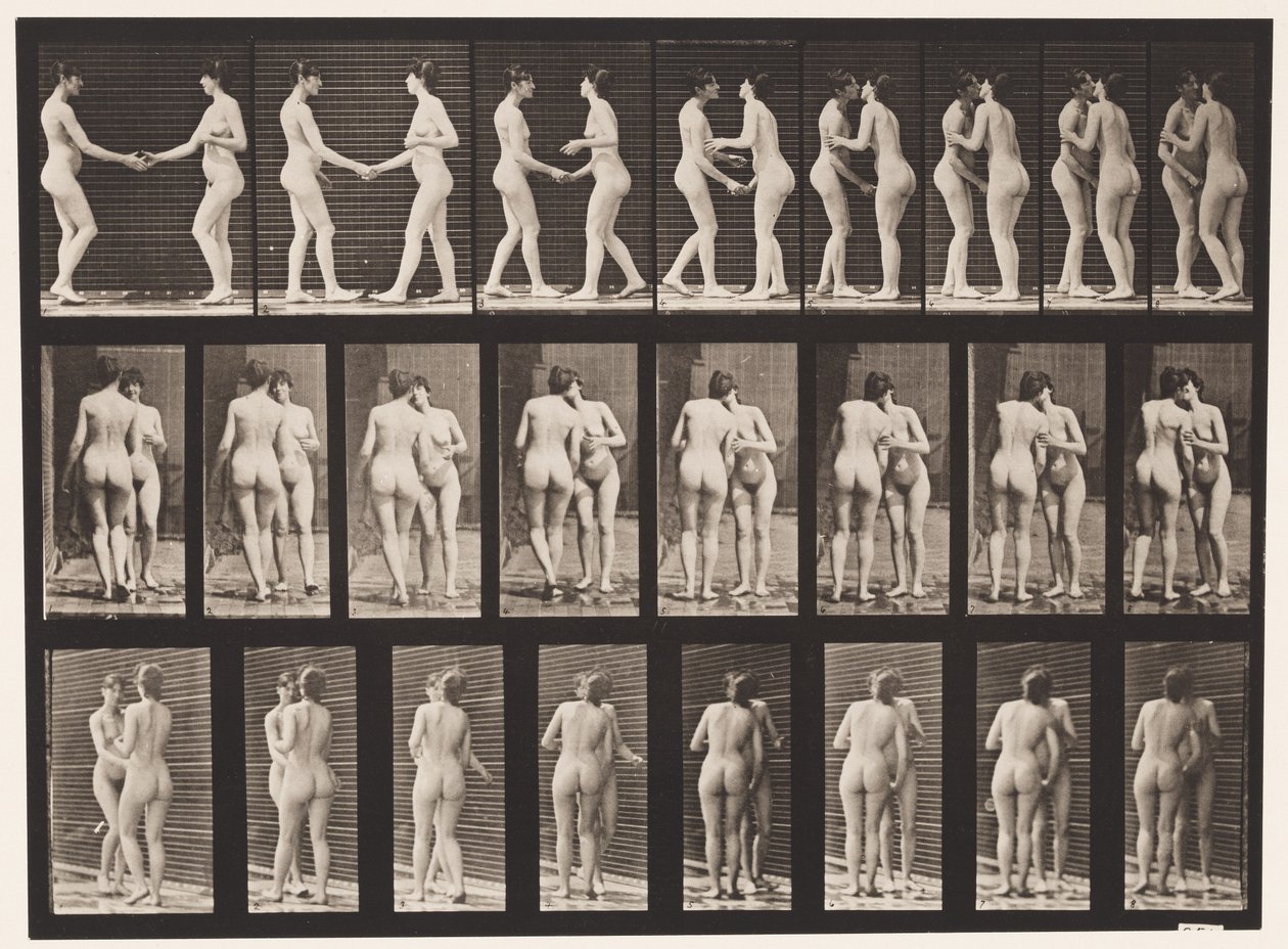 Talíř 444. Dva modelky si potřásají rukama a líbají se od Eadweard Muybridge