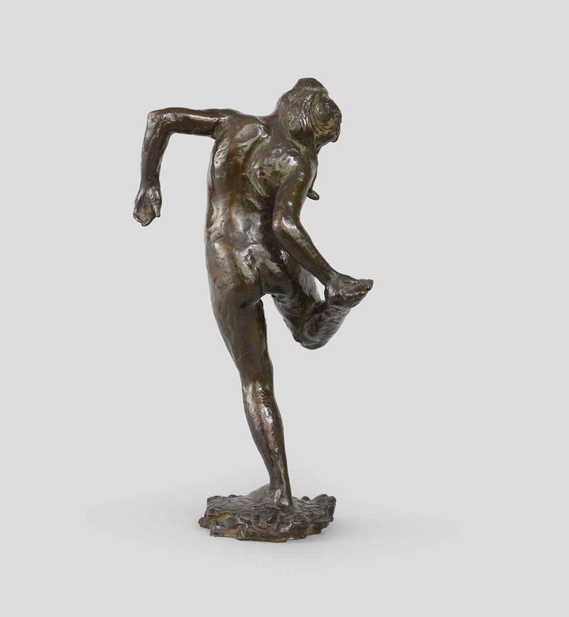 Tanečnice při pohledu na chodidlo své pravé nohy, 1895-1902 od Edgar Degas