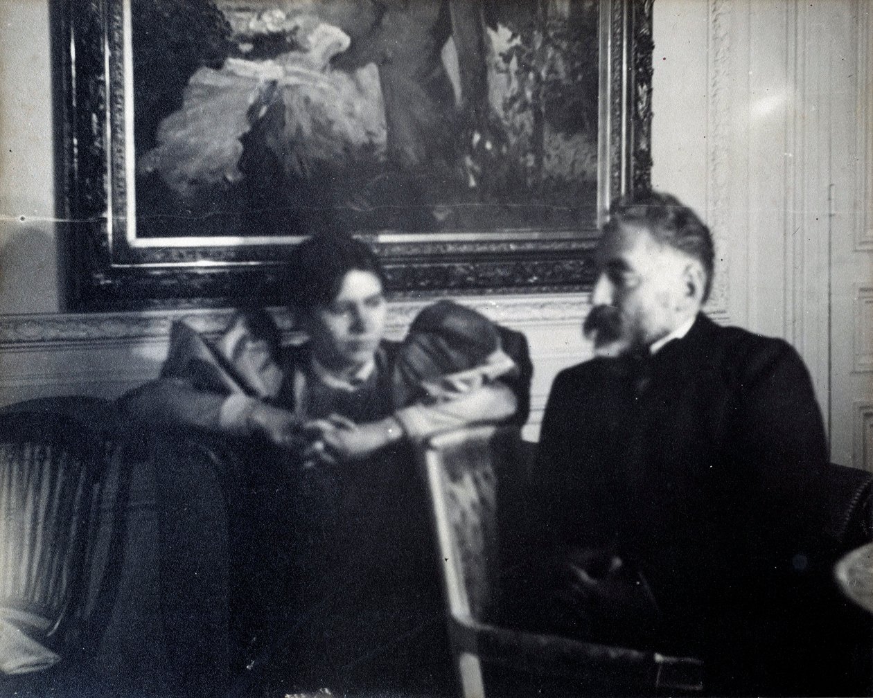 Portrét spisovatele Stephana Mallarmeho (1842-1898) a Paule Gobillarda, neteře od Berthe Morisot”” Fotografie Edgara Degase (1834-1917) 1896 Sun. 0,29x0,37 m Paříž, musee d