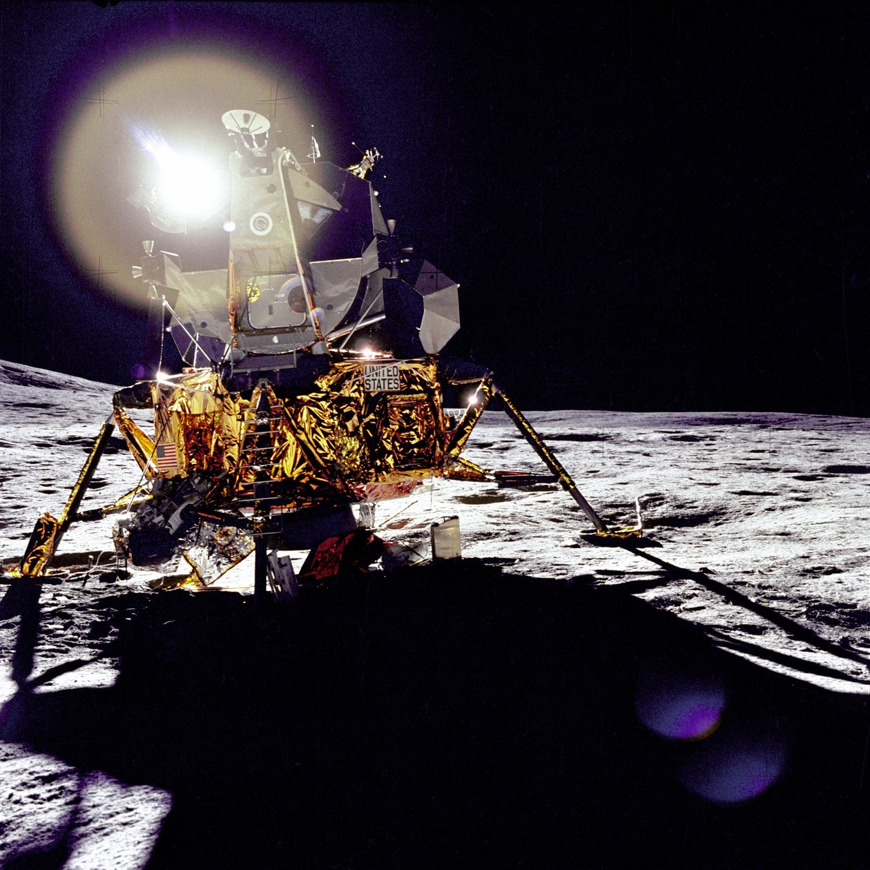 Antares na vysočině Fra Mauro, měsíční povrch, 1971. od Edgar Mitchell