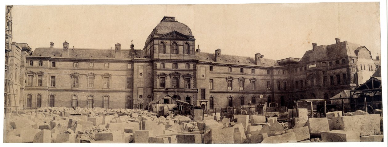 Muzeum Louvre: Napoleonské nádvoří z kolotoče od Edouard Denis Baldus
