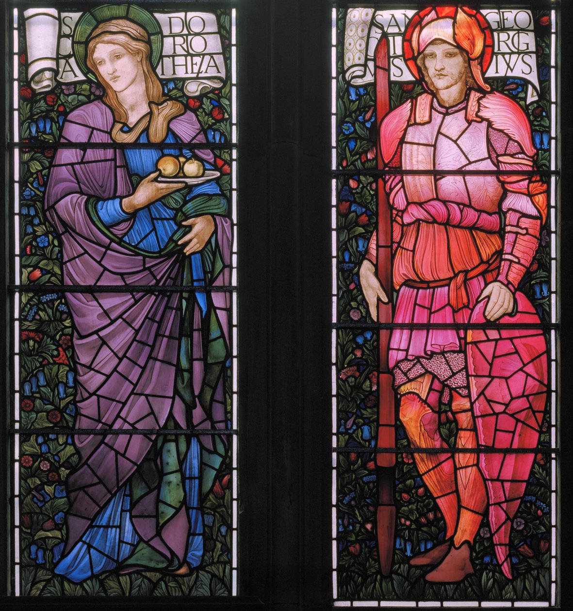 Dorotka a svatý Jiří v růžové zbroji, východní okno, 1880 (vitráž) od Edward Burne Jones