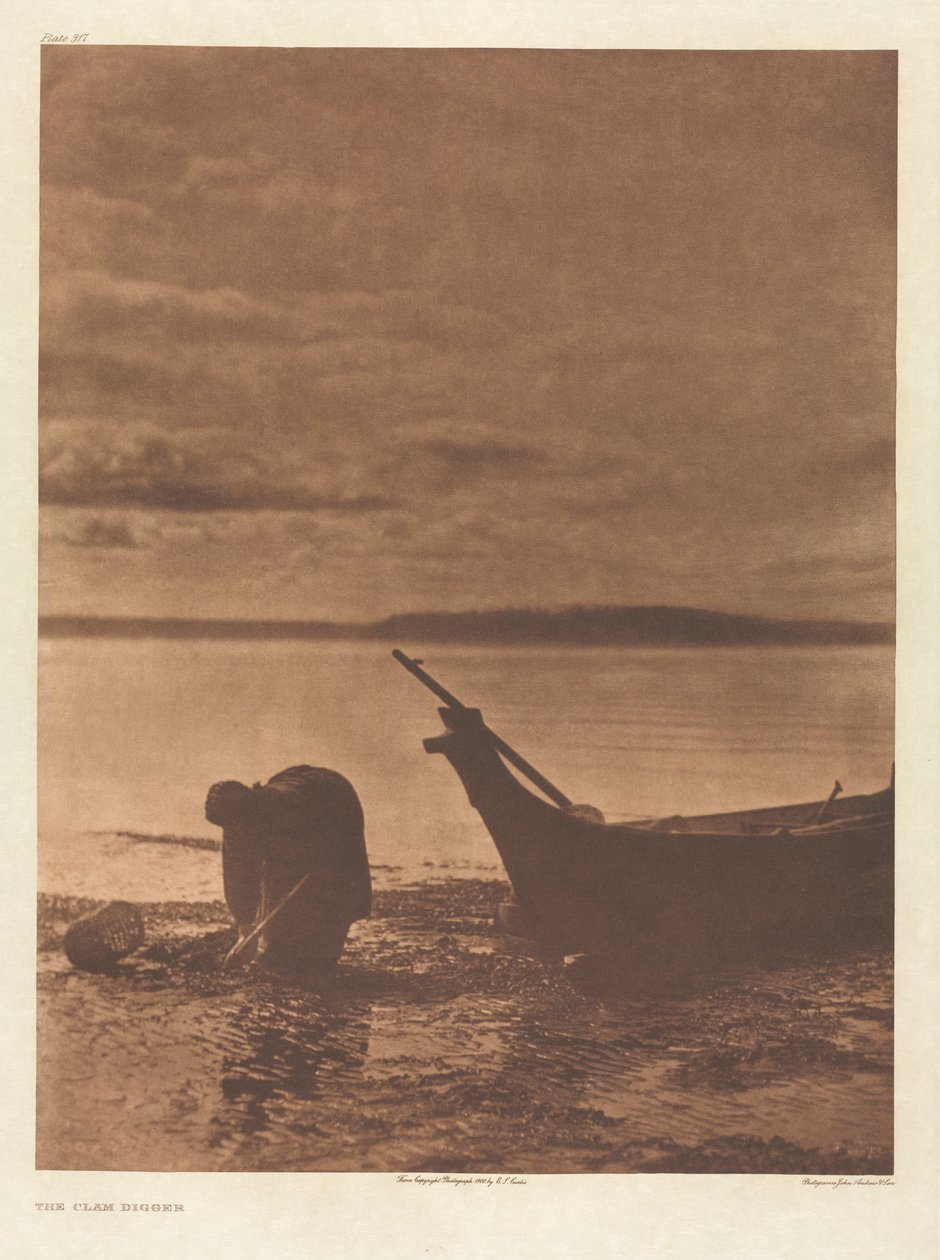 Portfolio IX, Plate 317: The Clam Digger od Edward S. Curtis