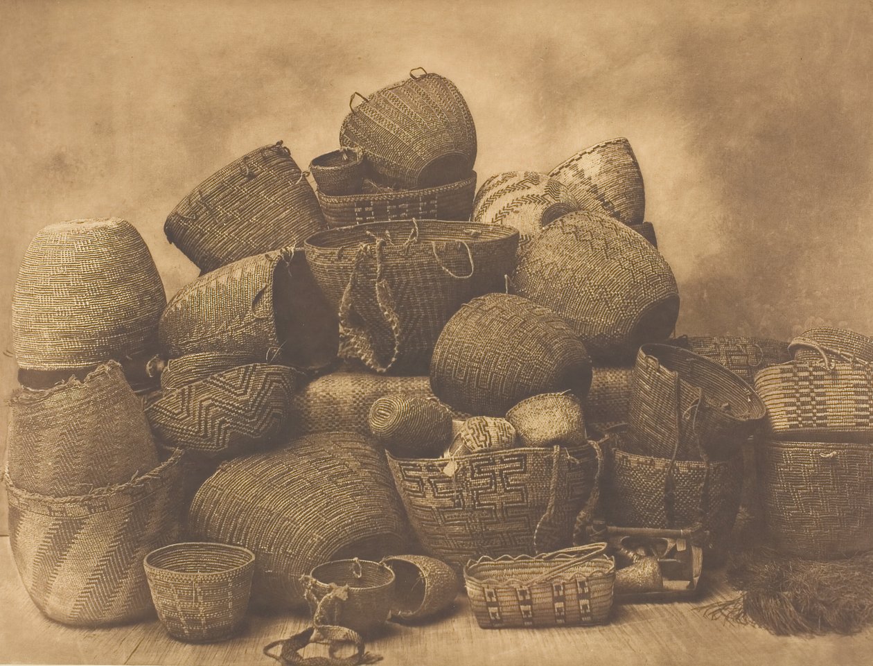 Puget Sound Baskets, 1912. od Edward Sheriff Curtis