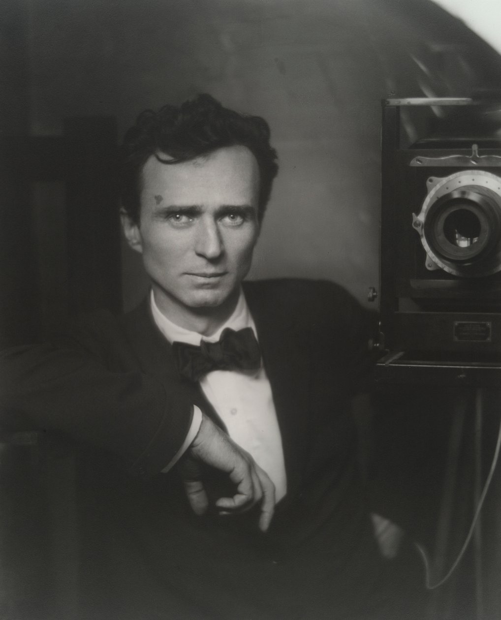 Autoportrét se studiovým fotoaparátem od Edward Steichen