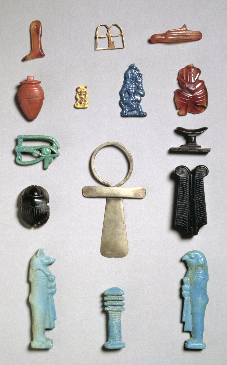 Egyptské amulety, korálky a přívěsky (zlato, fajáns a polodrahokamy) od Egyptian