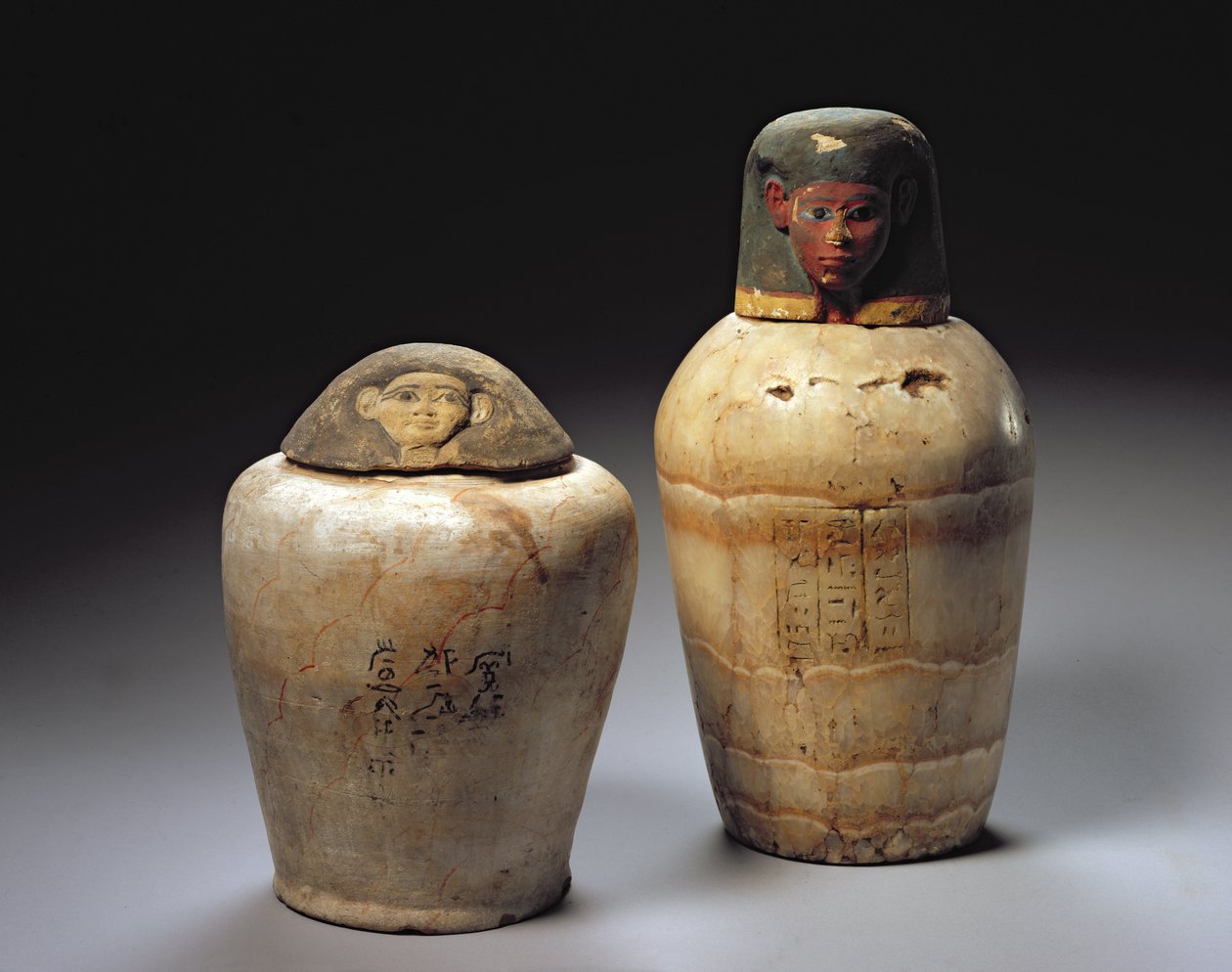 Dvě nádoby Canopic od Egyptian
