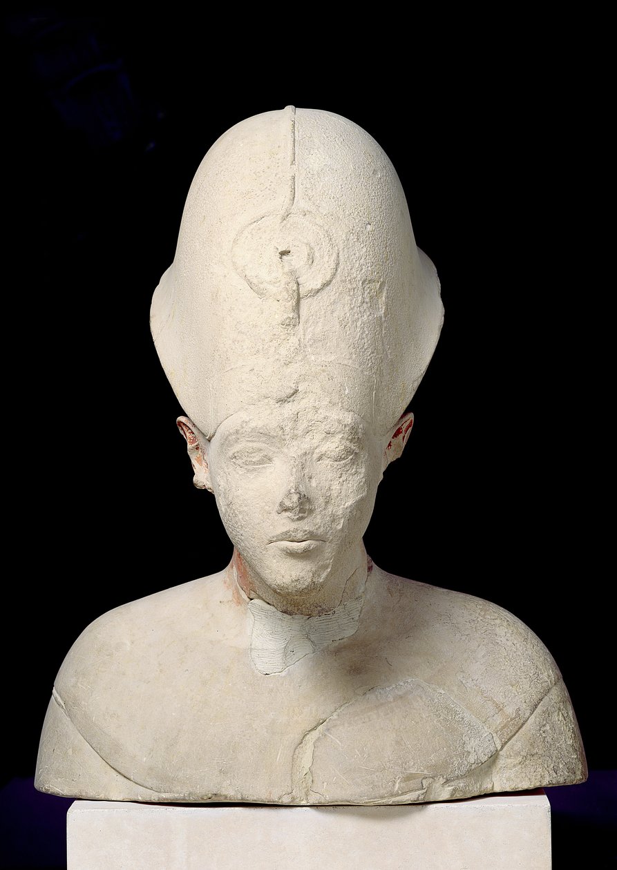 Busta krále Amenophise IV (Achnaton) z Tell el-Amarna, Nová říše, cca 1353-1337 př.nl (vápenec) od Egyptian 18th Dynasty