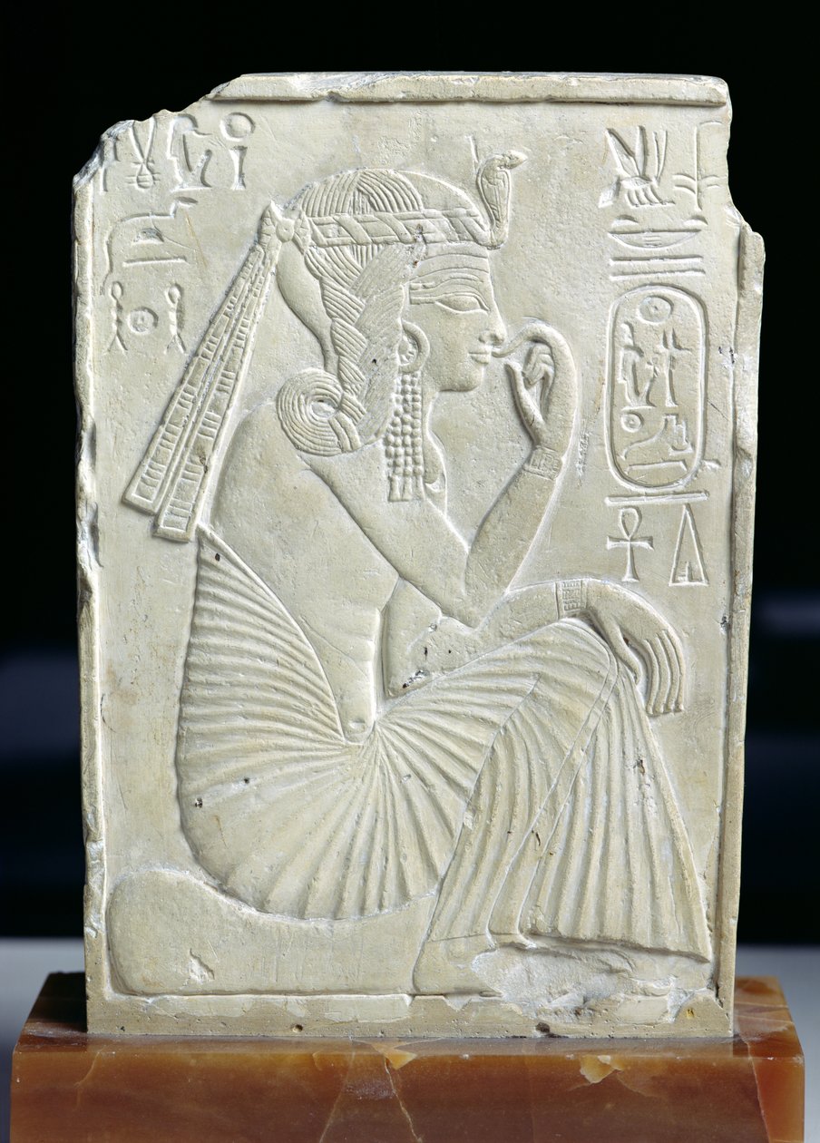 Reliéf zobrazující Ramesse II (1279-1213 př.nl) jako dítě, Nová říše (vápenec) od Egyptian 19th Dynasty