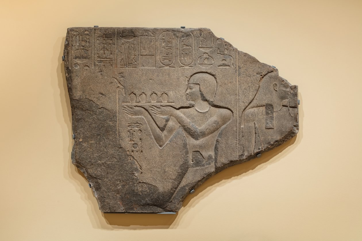 Reliéf s obětováním Ptolemaia II bohu, 285–246 př. (Žula) od Egyptian