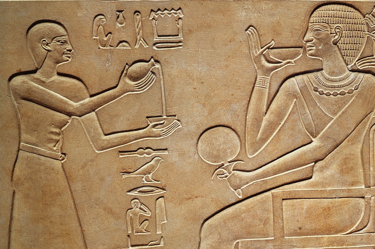 Královna Kawit na toaletě, ze sarkofágu královny Kawit, nalezeného v Deir el-Bahri, Říše středu, cca 2061-2010 př.n.l. od Egyptian 11th Dynasty