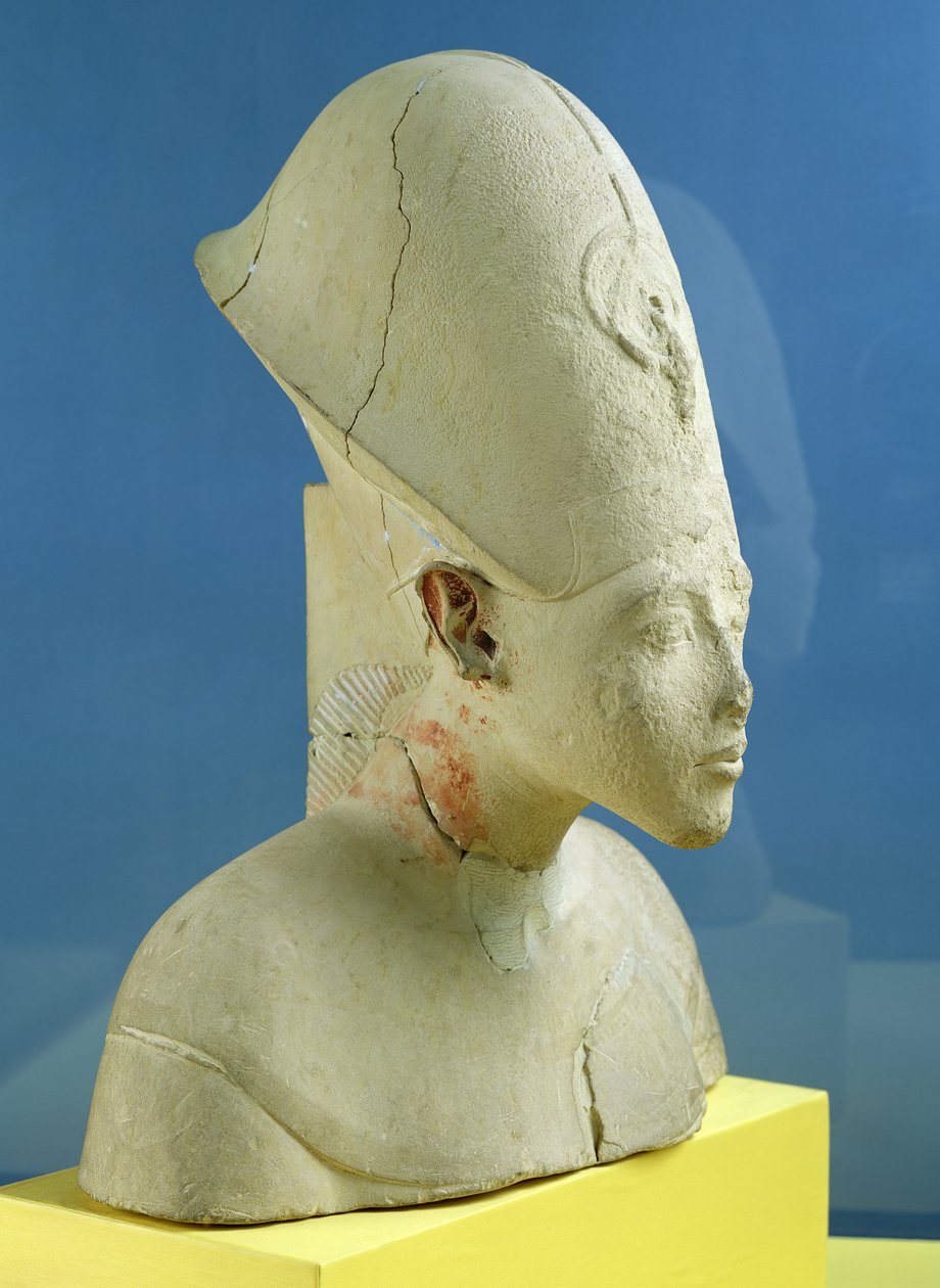 Busta Amenophis IV (Achnaton) z Tell el-Amarna, období Amarna, Nová říše, kolem 1353-1337 př.nl (vápenec) (viz také 107947) od Egyptian 18th Dynasty