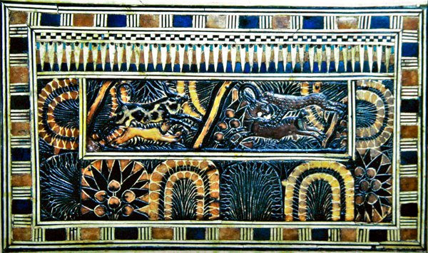 Truhla z Tutanchamonovy hrobky, Nová říše (dřevo, bronz, slonovina a barevná glazura) od Egyptian 18th Dynasty