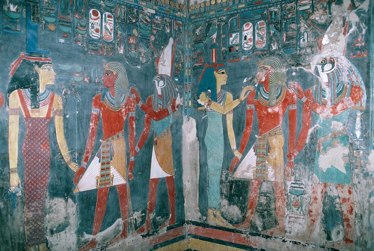 Egypt, Théby, Luxor, Údolí králů, Horemhebova hrobka, nástěnná malba zobrazující Horemheba mezi bohyní Isis a bohem Horem, Nová říše, dynastie XVIII od Egyptian 18th Dynasty