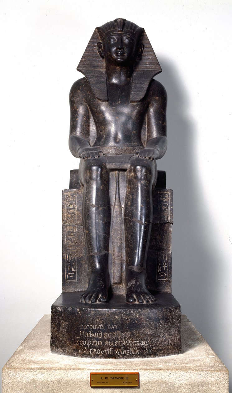 Egyptský starověk: plastika z basanitu představující Thutmosis (Tuthmosis nebo Thutmus) III (asi 1504-1450 př. n. l.), egyptský faraon. 18. dynastie. Z Théb. Turín, egyptské muzeum od Egyptian 18th Dynasty