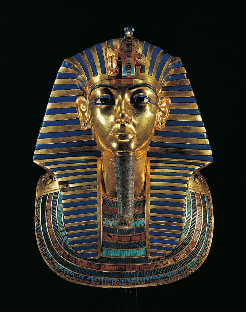 Zlatá pohřební maska ​​Tutanchamona (1347/1338 př. n. l.) vykládaná lapisem lazuli, obsidiánem a tyrkysem od Egyptian 18th Dynasty