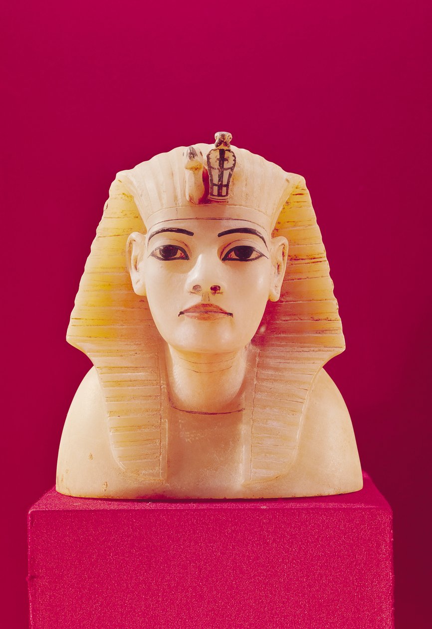 Zátka z jedné z baldachýnových uren, z hrobky Tutanchamona (asi 1370-1352 př.nl) Nová říše (alabastr) od Egyptian 18th Dynasty