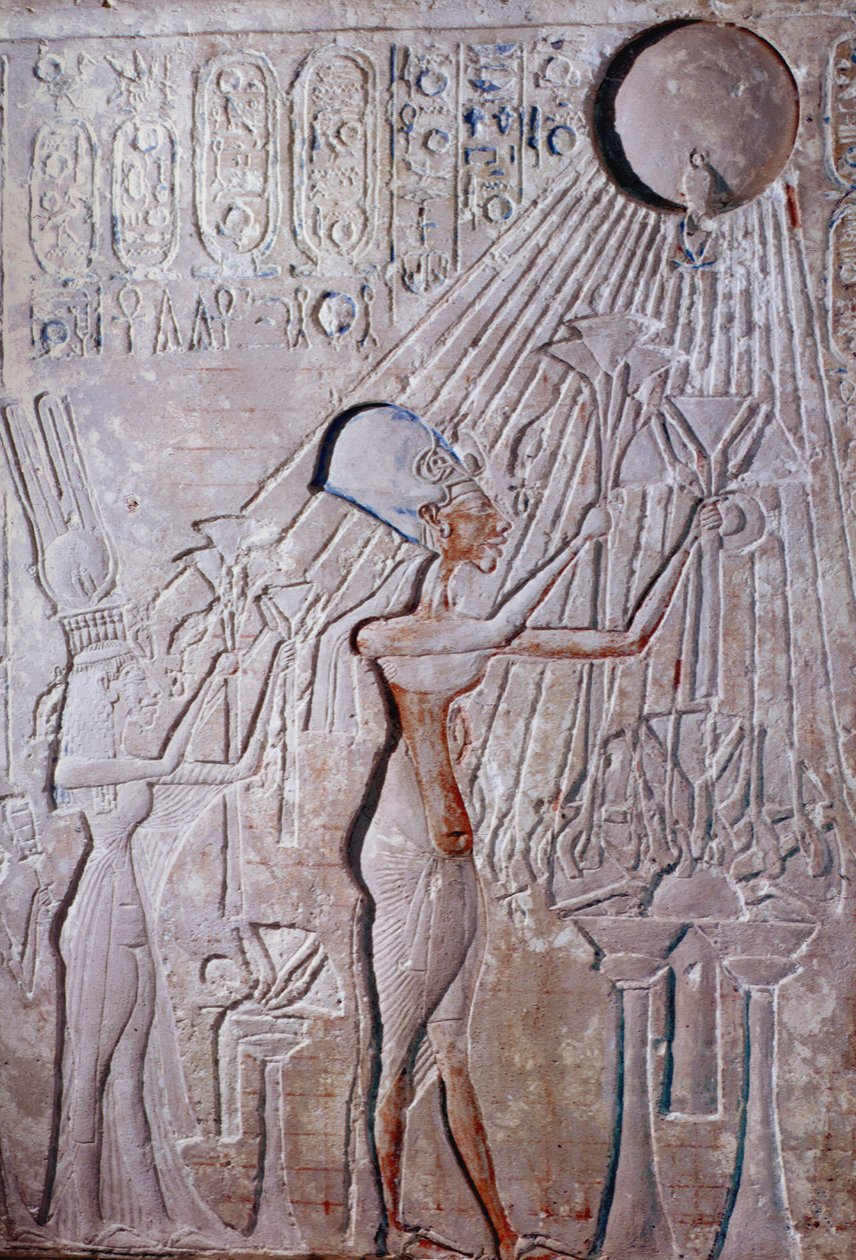 nízký reliéf krále Achnatona a královny Nefertiti zbožňující boha slunce Atona od Egyptian 18th Dynasty