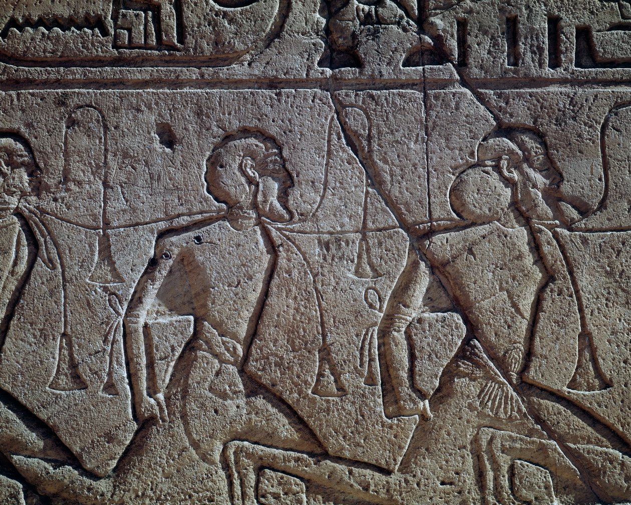 Asyrští vězni Ramsese II., reliéf, hlavní chrám v Abú Simbelu (Seznam světového dědictví UNESCO) od Egyptian 19th Dynasty