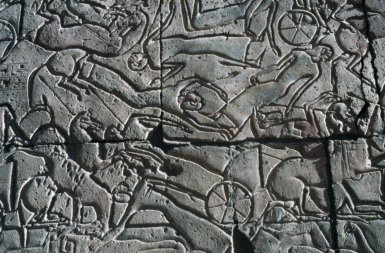 Basreliéf s bitevní scénou, Ramesseum, mortuární chrám Ramesse II, Luxor, Théby (památka UNESCO) od Egyptian 19th Dynasty