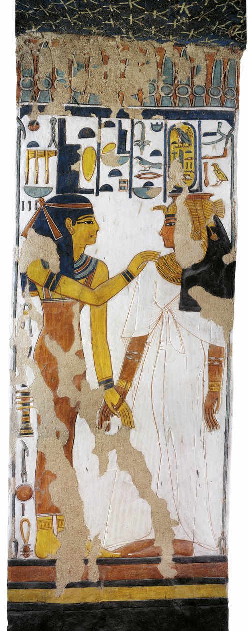Egypt, Théby, Luxor, Údolí královen, Hrobka Nefertari, nástěnná malba Isis a královny na sloupu v pohřební komoře z 19. dynastie od Egyptian 19th Dynasty