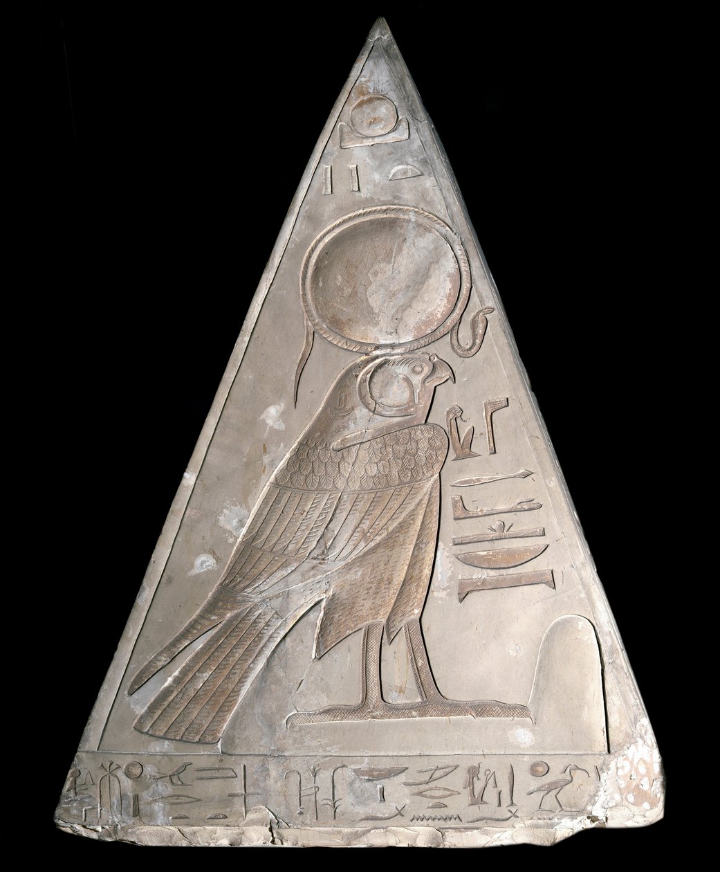 Egyptský starověk: špička pyramidy kaple Ramose decoree reprezentace Ra-Harakte (Re Harakte) božského vycházejícího slunce od Egyptian 19th Dynasty