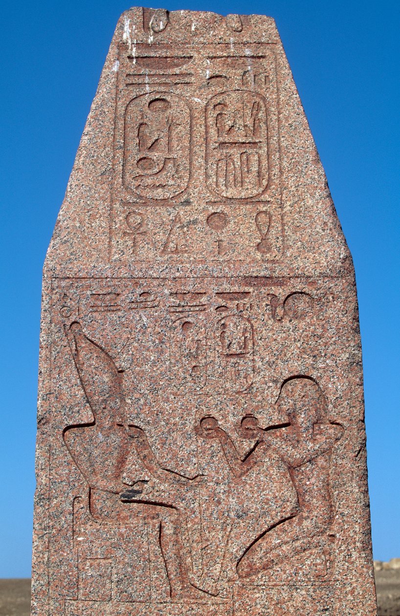Obelisk s reliéfy a nápisy Ramsese II, Velký Amonův chrám, Tanis, Egypt, Egyptská civilizace, Nová říše, Dynastie XIX od Egyptian 19th Dynasty