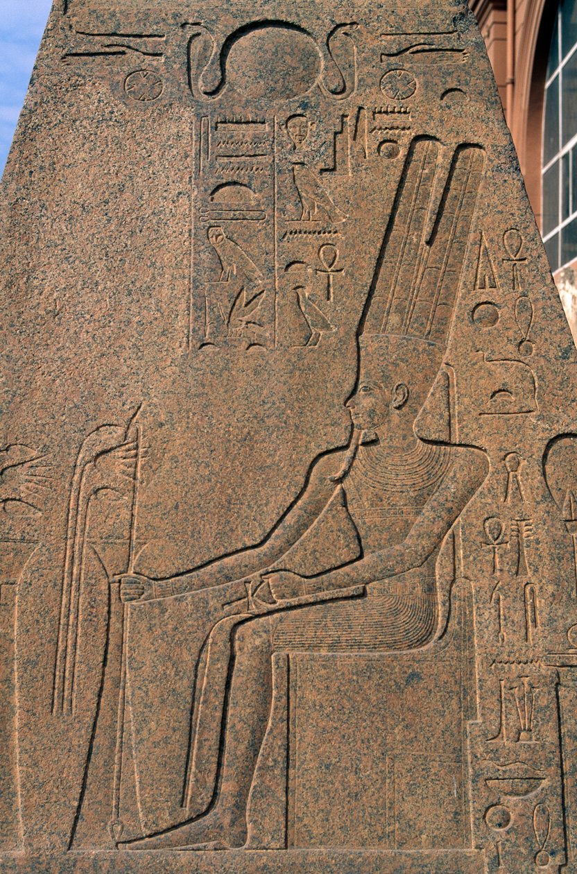 Reliéf z obelisku Ramsese II. v zahradě Egyptského muzea v Káhiře, Egypt, Egyptská civilizace, Nová říše, Dynastie XIX od Egyptian 19th Dynasty