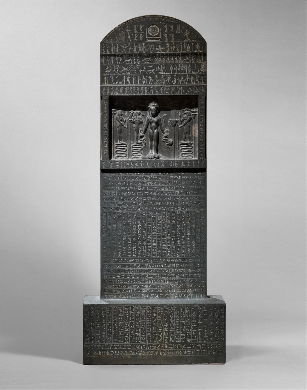 Cippus of Horus, 360-343 př.nl (meta-greywacke) od Egyptian 30th Dynasty
