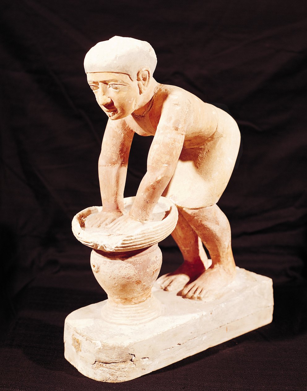 Model muže vyrábějícího pivo ze Sakkáry, Stará říše od Egyptian 5th Dynasty