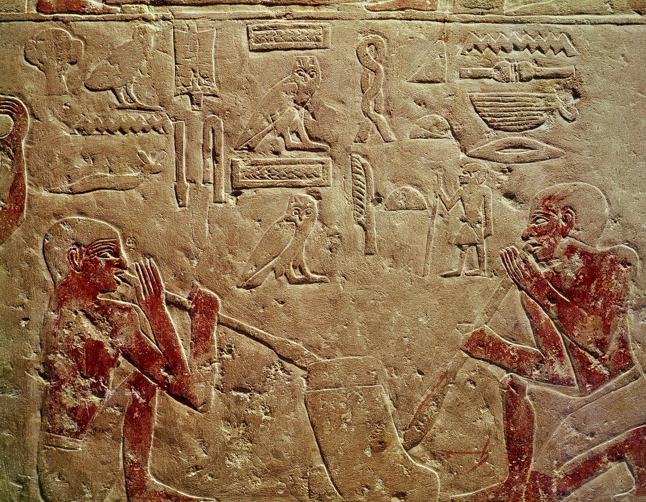 Reliéf zobrazující foukače skla z Mastaby z Kaemrehu, Sakkára, Stará říše, cca 2325 př. n. l. (malovaný vápenec) od Egyptian 6th Dynasty
