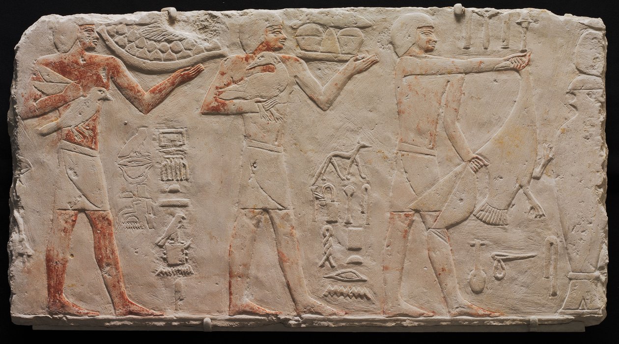 Reliéf tří nositelů obětování, ze Sakkáry, kolem 2311-2281 př.n.l. od Egyptian 6th Dynasty