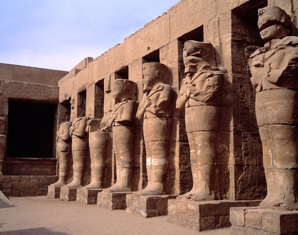 Egyptský starověk: pohled na chrám v Karnaku. Egypt od Egyptian Egyptian
