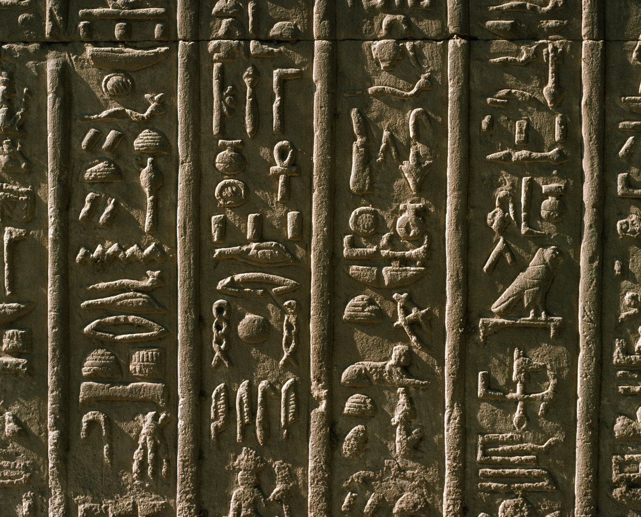 Nízký reliéf s hieroglyfy, 51-30 př. Kr od Egyptian Egyptian