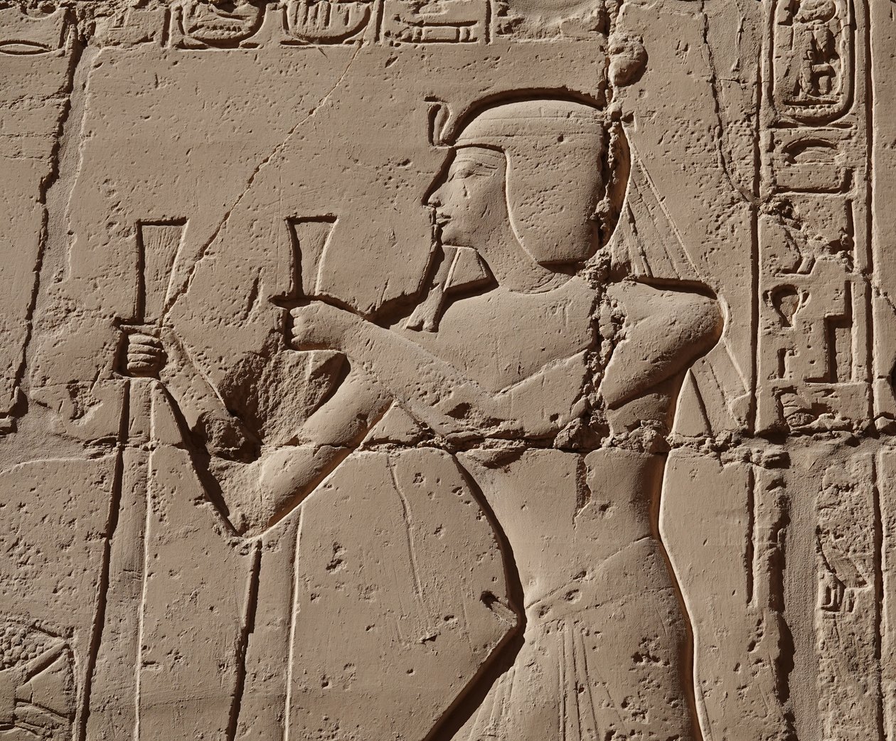 Faraon s kobrou, Luxorský chrám (reliéf) od Egyptian Egyptian