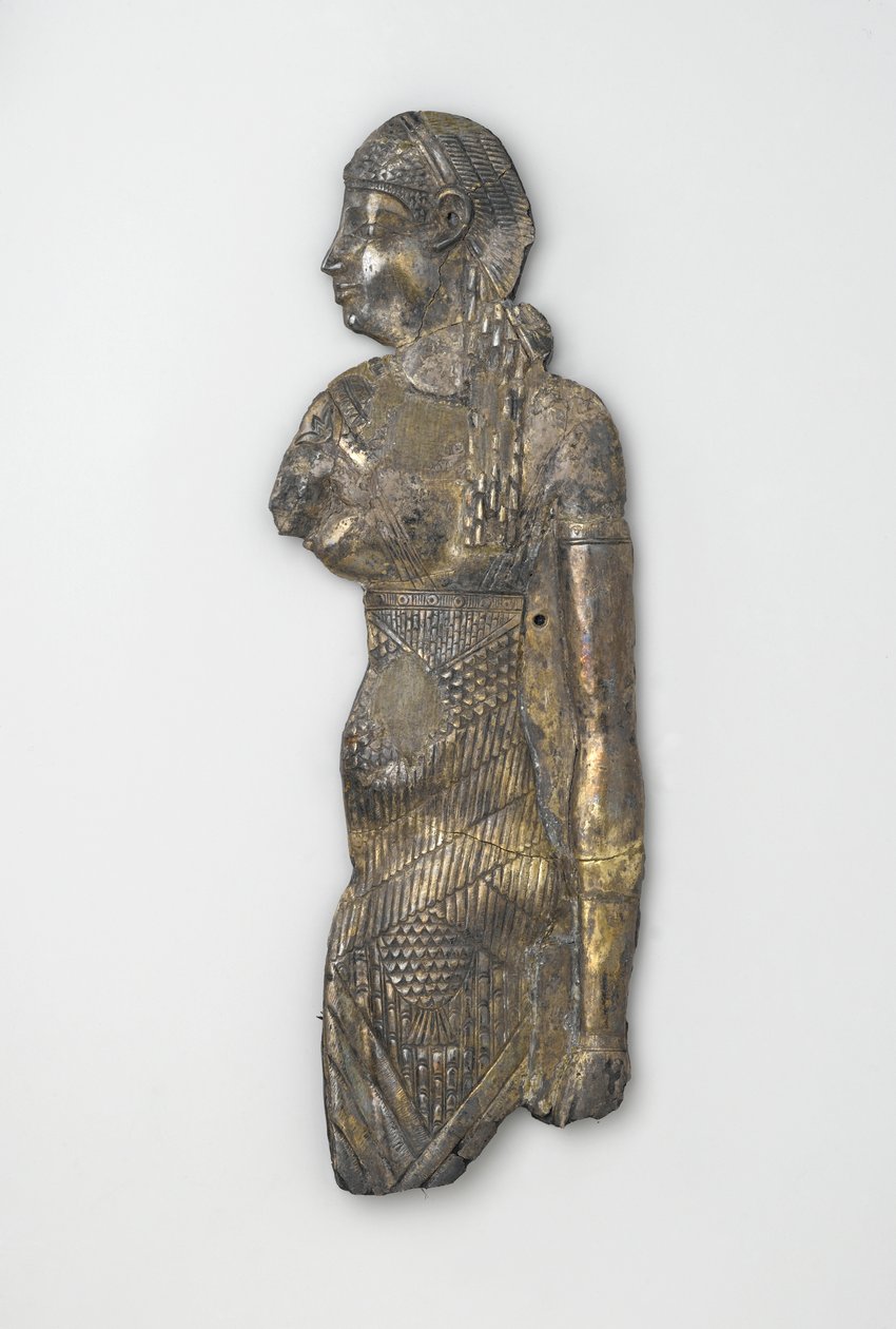 Panel zobrazující ženskou postavu, možná z 1. století př. n. l. (pozlacené repousse stříbro) od Egyptian Ptolemaic Period