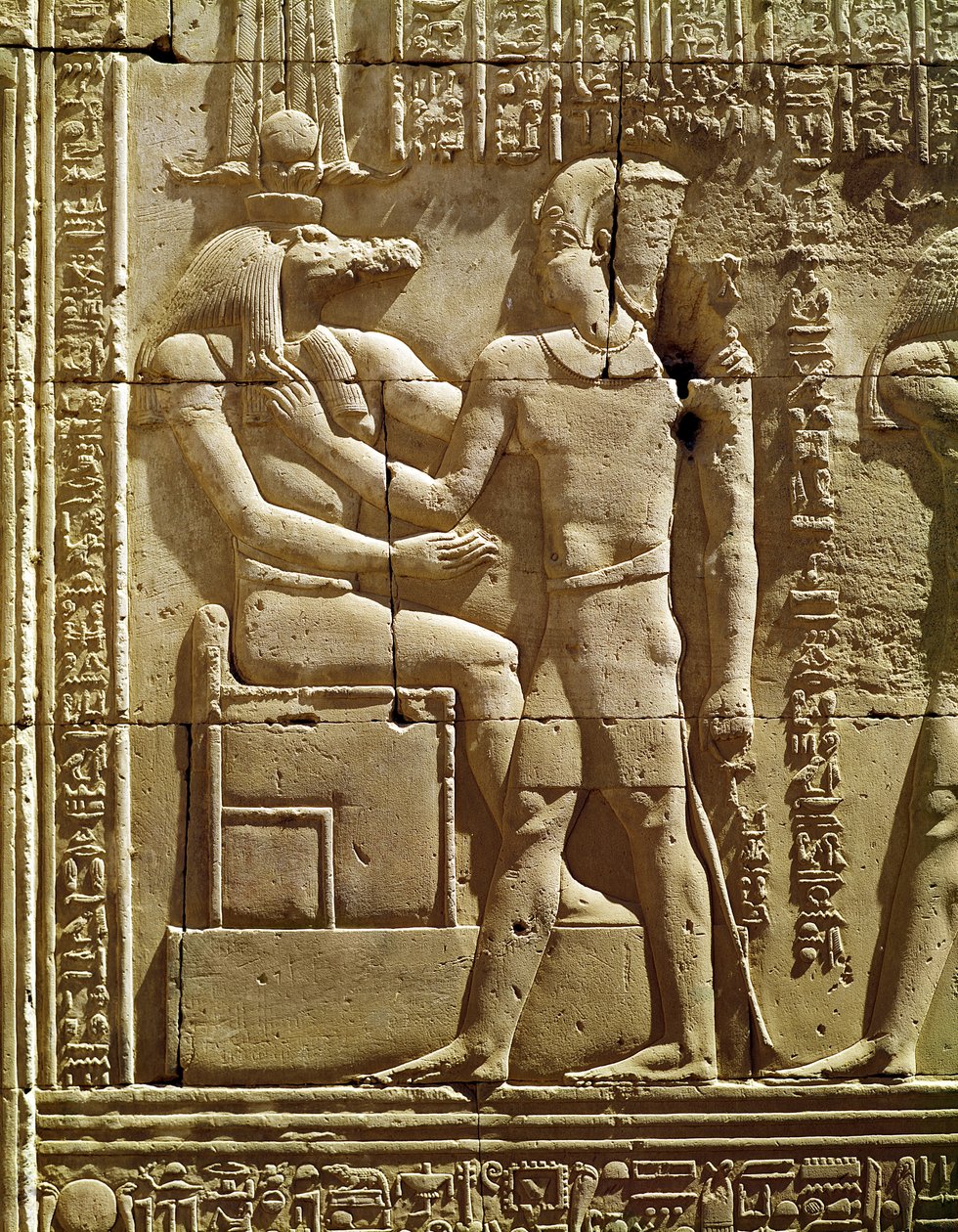 Reliéf Sobeka a Ptolemaia VI. Filométora (180-45 př.n.l.) od Egyptian Ptolemaic Period