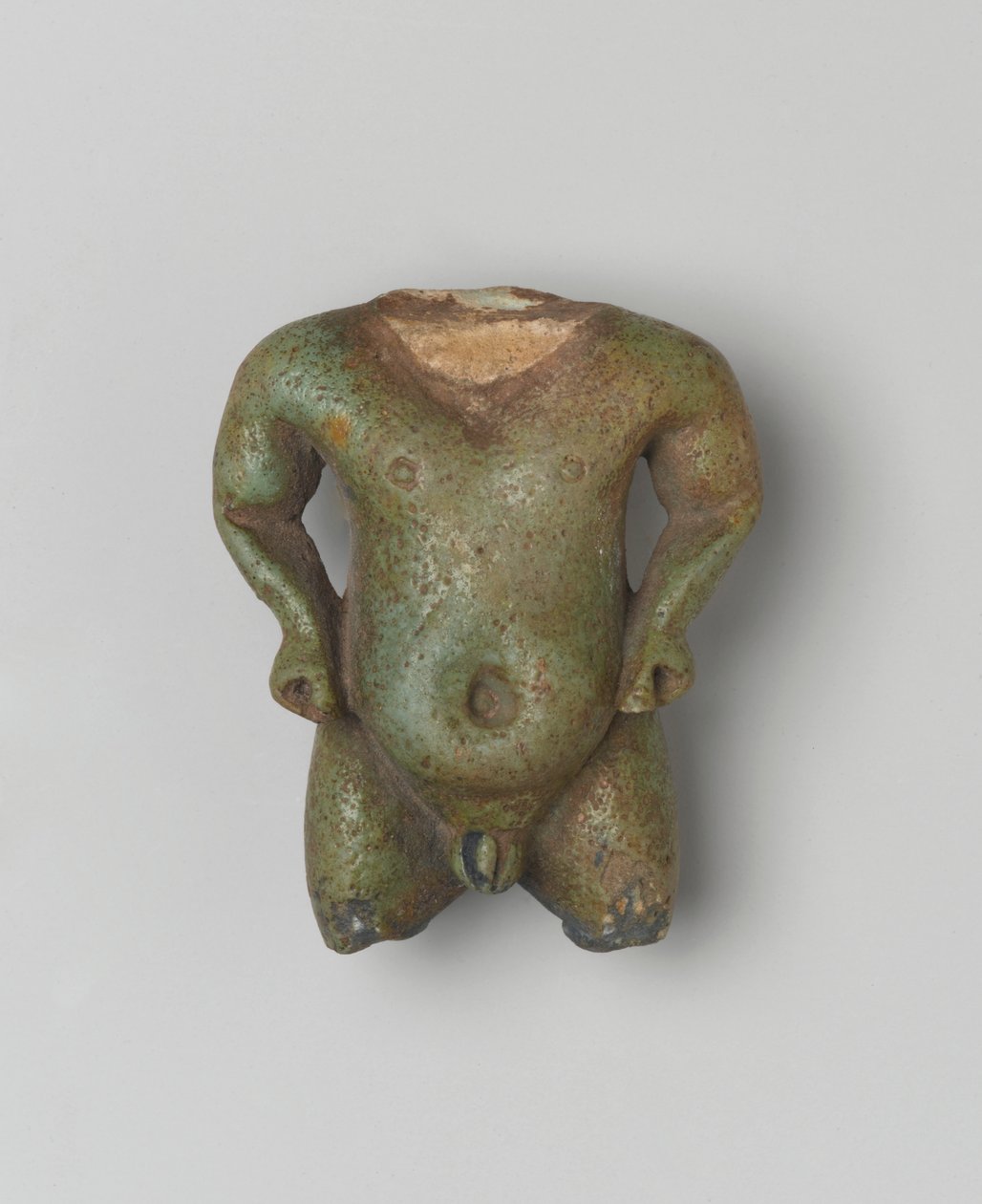 Fragmentární amulet z Pataikosu, 1539-30 př.nl (fajáns) od Egyptian School