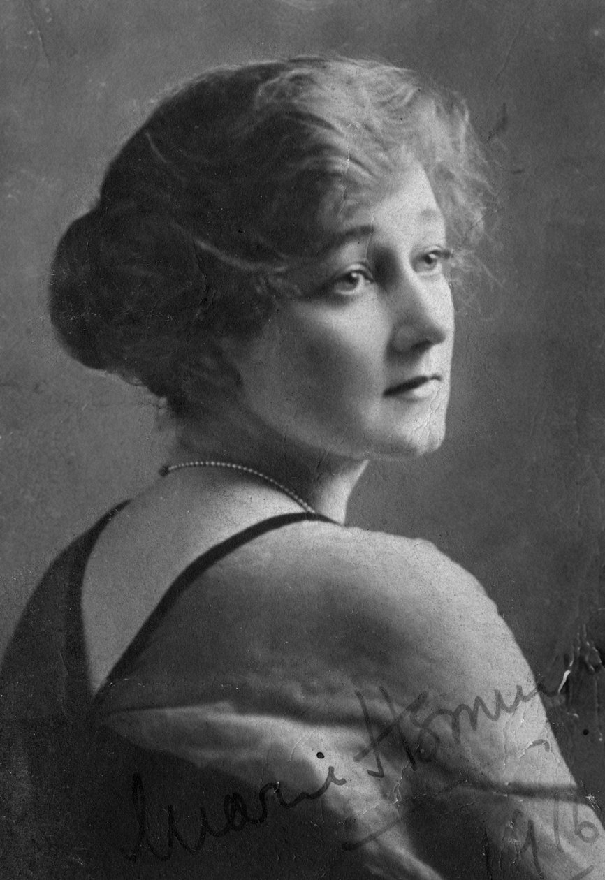 Marie Hemingway 1883-1939, anglická herečka, 1916. od Elliott and Fry