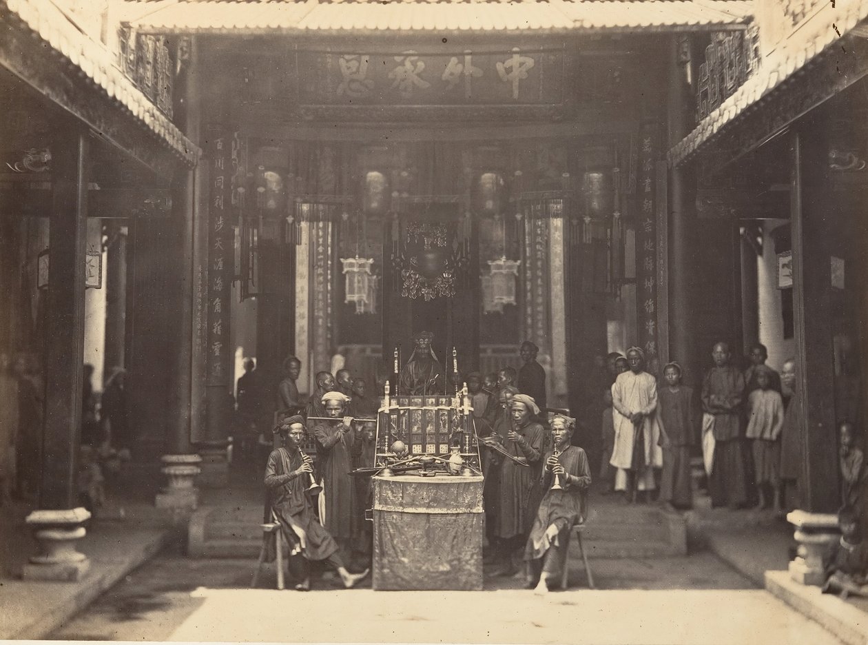 Náboženský obřad v čínské pagodě Cholen, Saigon, Cochin, Čína, 1866. od Emile Gsell