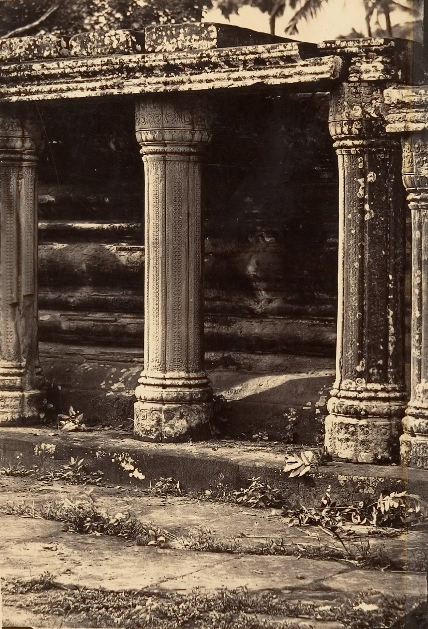 Velká pagoda – kolonáda Esplanade, 1866. od Emile Gsell