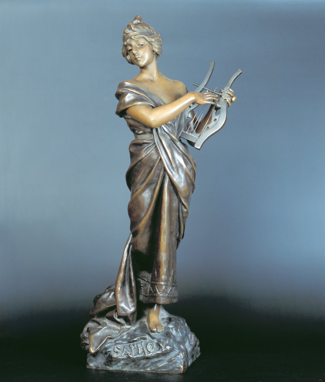 Sapfó, kolem roku 1910 (bronz) od Emmanuel Villanis