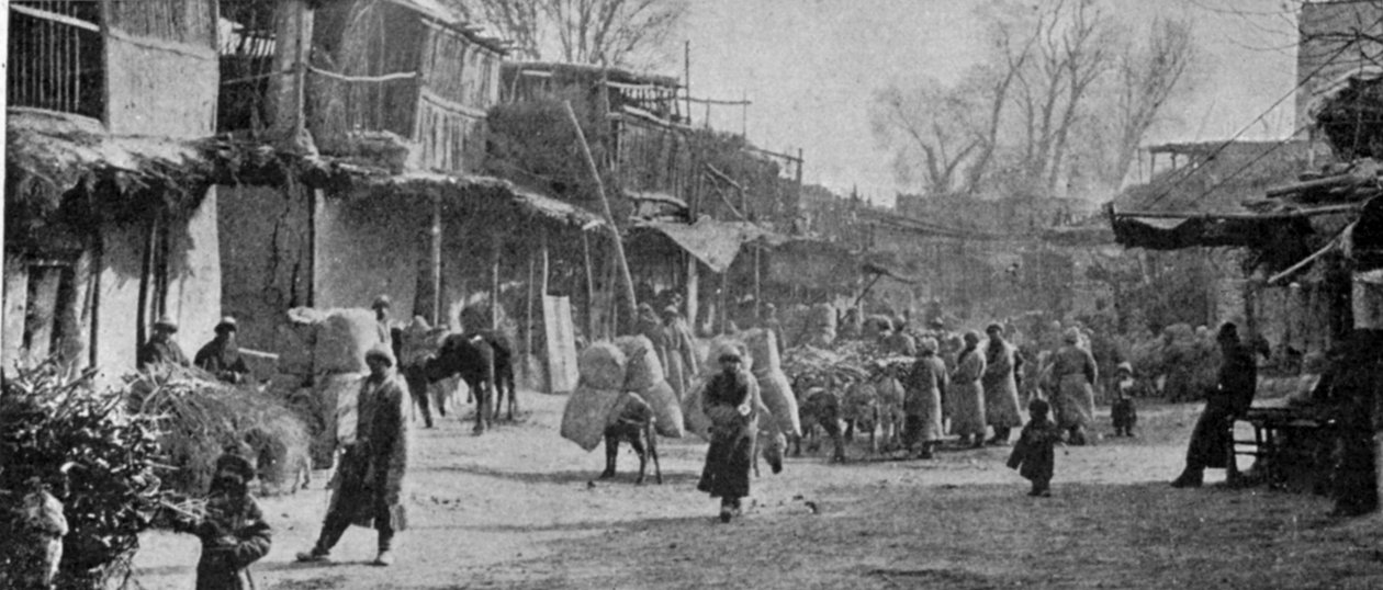 Scéna v ulicích Yarkandu, ilustrace z Krále, 25. května 1901 od English Photographer
