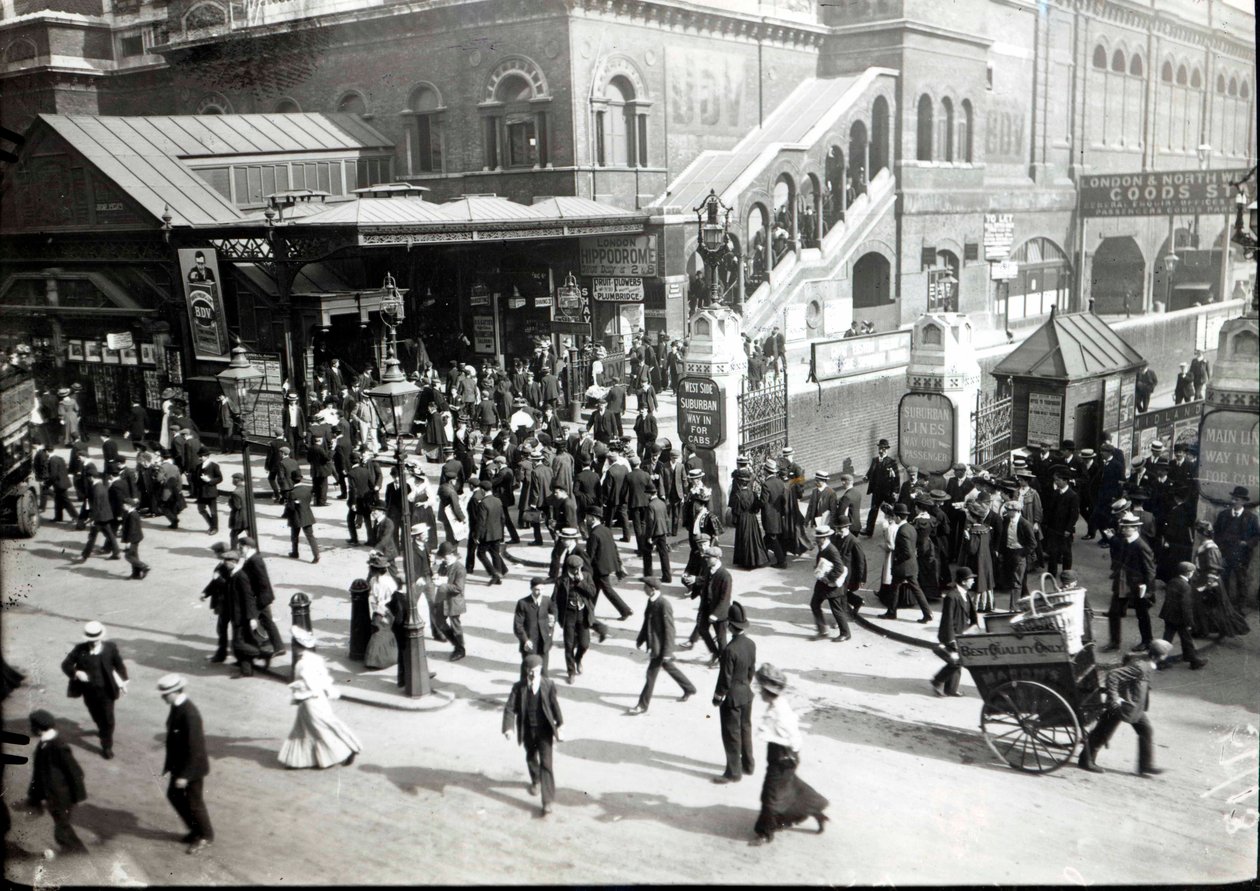 Nádraží Broad Street, Londýn, kolem roku 1890 od English Photographer