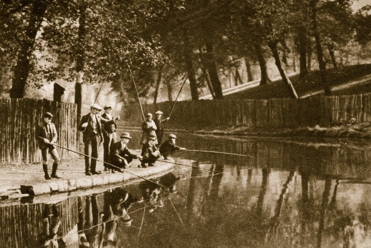Rybaření na Regents Canal (sépiová fotografie) od English Photographer