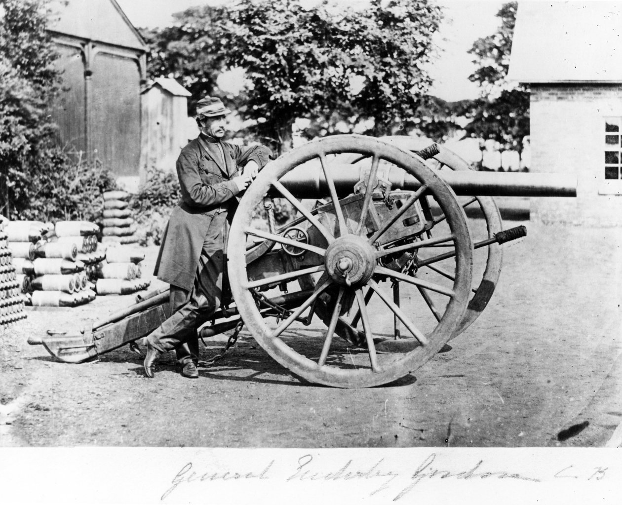 Generál Enderby Gordon, cca 1860-80 od English Photographer