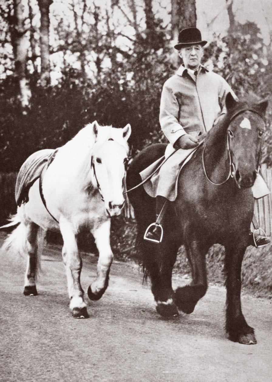 George vs pony, Jock, 1936 od English Photographer